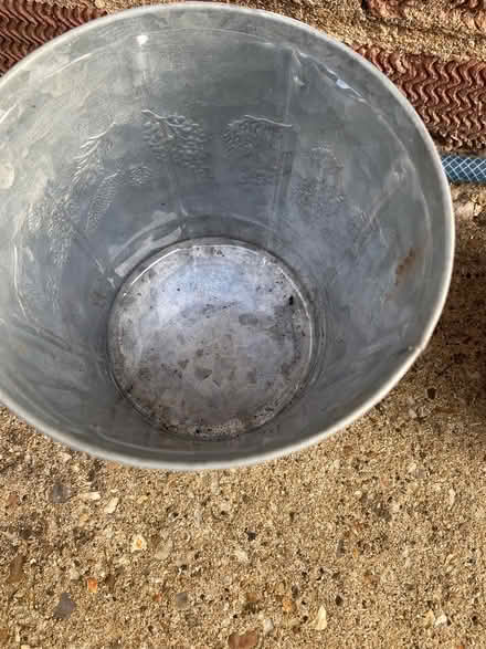 Photo of free Plant pots (Letchworth garden city SG6) #2