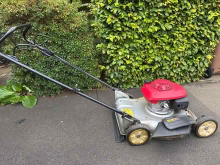 Photo of free Honda mulching mower for parts only (Bridge of Allan FK9) #1
