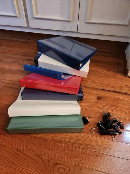 Photo of free Ten 3-ring binders & binder clips (Capitol Hill, DC) #1
