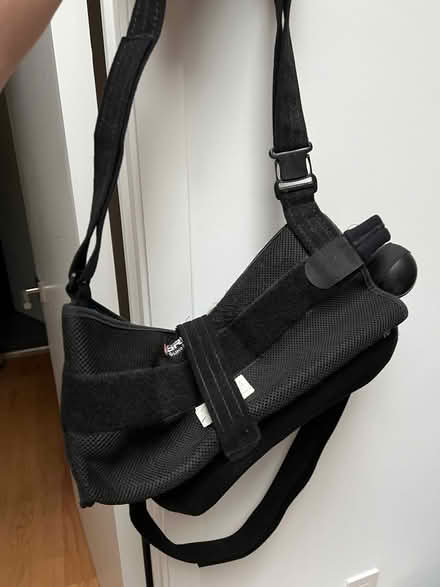 Photo of free Shoulder Sling (Adams Morgan) #2