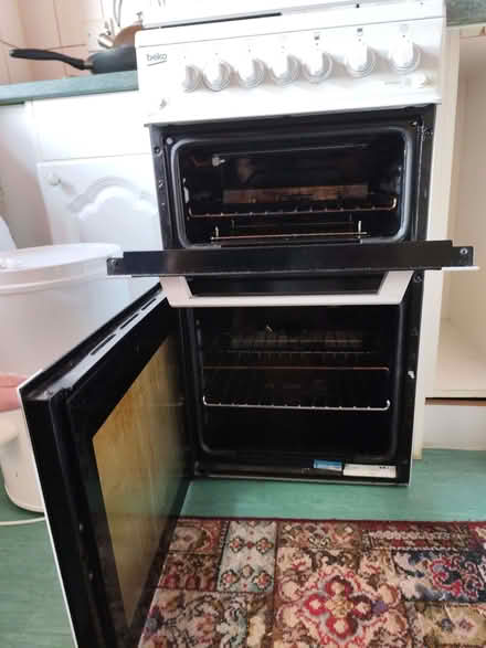 Photo of free Beko cooker (Chalker's Corner SW14) #2