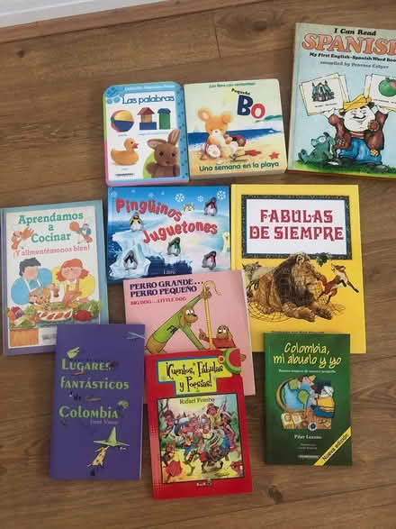 Photo of free Children’s Spanish books (Spital, Wirral) #1