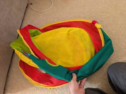 Photo of free Collapsible ball pit with balls (Brasenose OX11) #1
