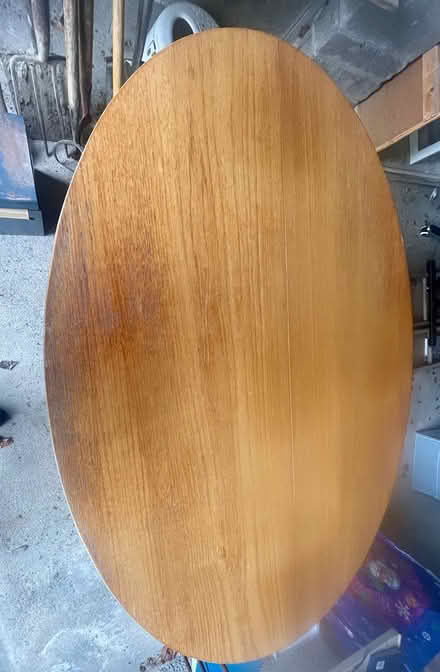 Photo of free Wooden dining table, extendable (Aberdeen AB15) #3