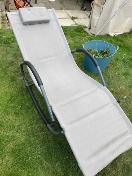 Photo of free Sun lounger (Welwyn Garden City AL7) #1