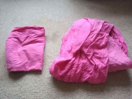 Photo of free Single sheet and pillow case (Stroud GL5) #1