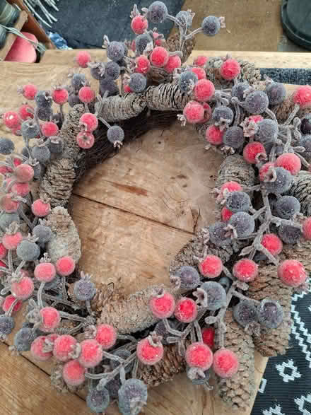Photo of free Christmas wreath (Crookes S10) #1