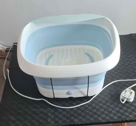 Photo of free Fold up foot spa (Richings Park SL3) #1