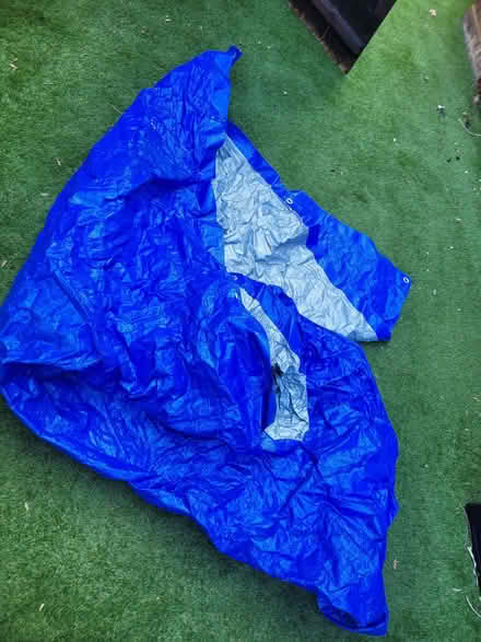 Photo of free Tarpaulin with bungee cords (Fort Pitt ME1) #1