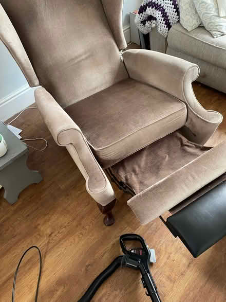 Photo of free Parker knoll 1950s recliner armchair (Latchford WA4) #2