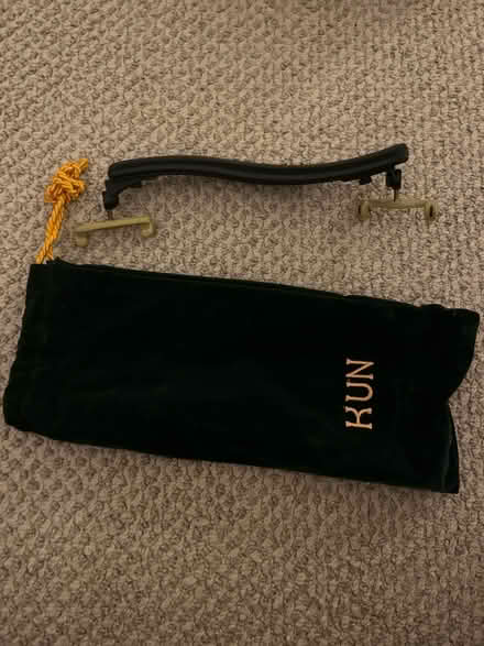 Photo of free Kun full size viola shoulder rest (McLean Gardens) #1