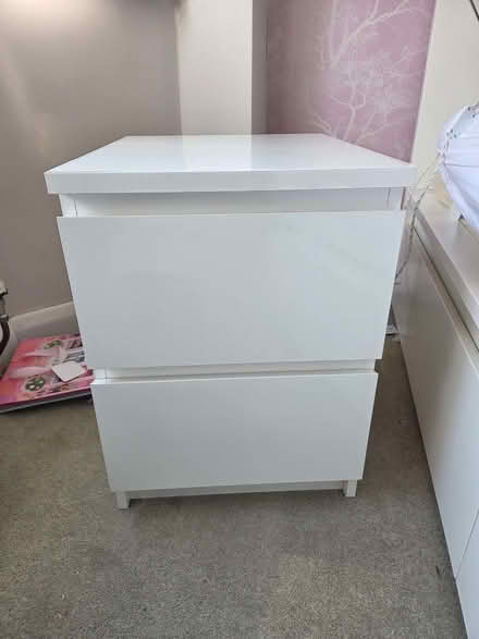 Photo of free Malm ikea bedside cabinet (Holmer Green HP15) #1