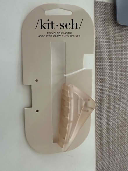 Photo of free Hair claw clip Kitch (Clinton Hill, Brooklyn) #4