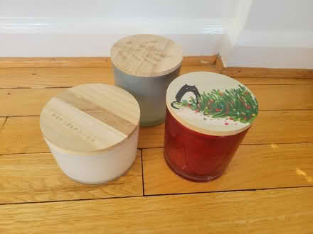 Photo of free Empty candle jars w/ lids (Cathedral Heights) #1