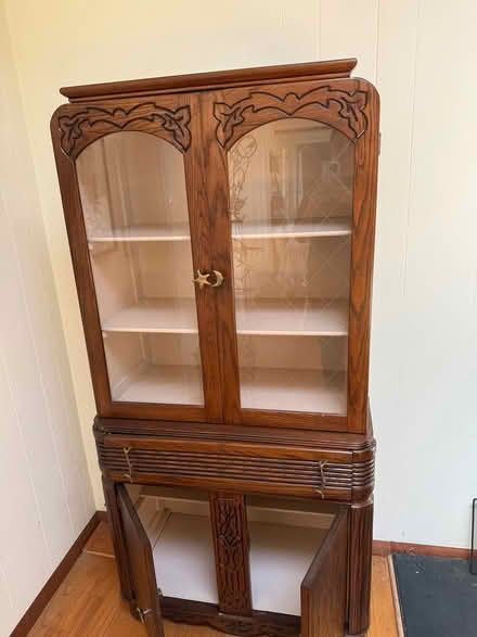 Photo of free China cabinet (Montauk) #1