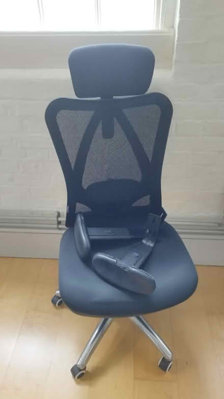 Photo of free SIHOO ergonomic chair (SW11) #2