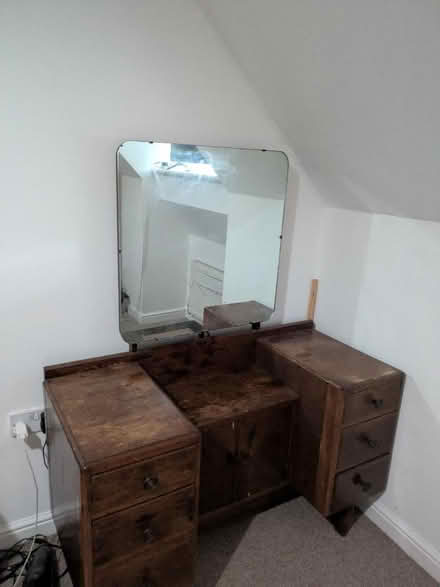 Photo of free Vanity dressing table with drawers and mirror. (Richmond S13) #2