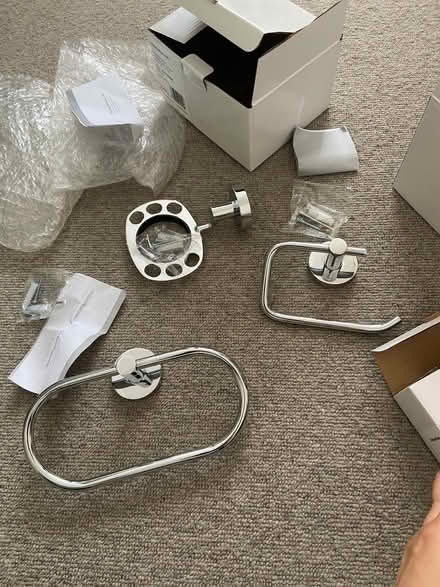 Photo of free victoria plum bathroom fixtures (Oadby LE2) #1