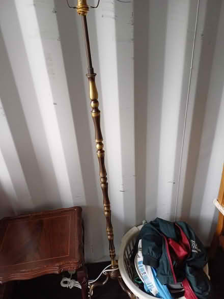 Photo of free standard lamp (Walkley S6) #1