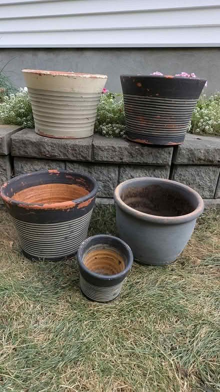 Photo of free Outdoor clay planters (Overbrook) #2