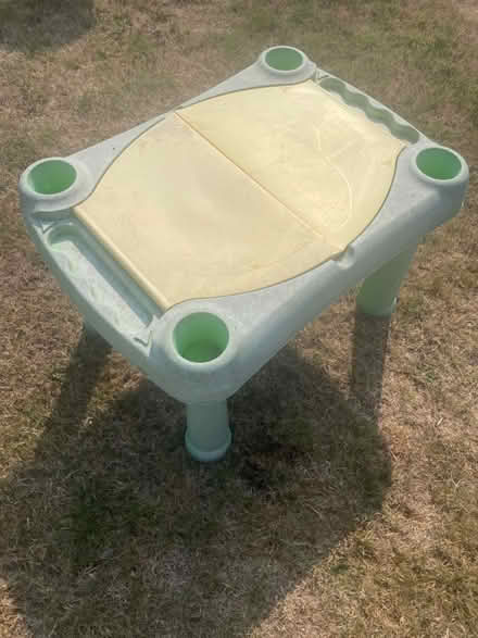 Photo of free Sand and water play table (Muscliffe BH9) #1