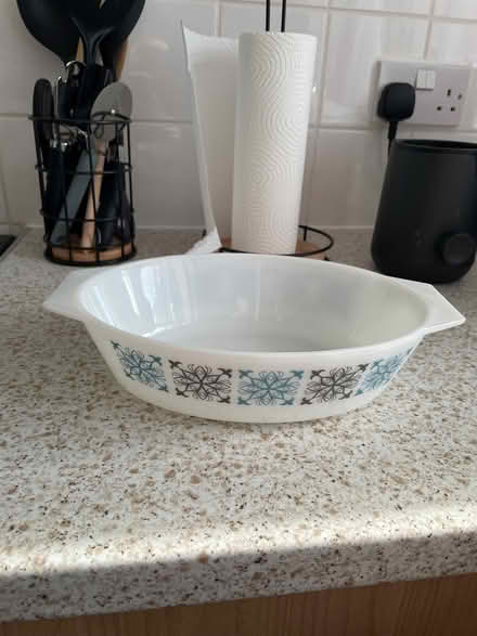 Photo of free Pyrex style dish (Thringstone LE67) #1