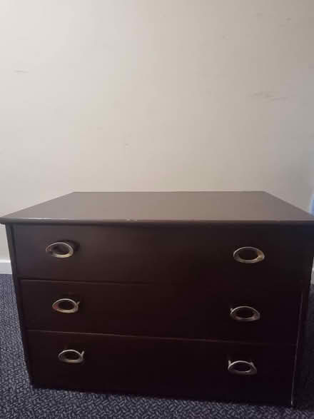 Photo of free Small chest of drawers (SE20) #4