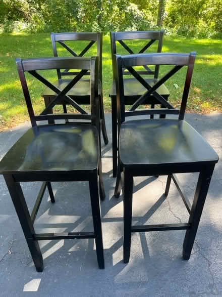 Photo of free Black bar stool (carpentersville) #1