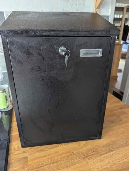 Photo of free Black Metal Mail Box with key (Grangeway area NN10) #4