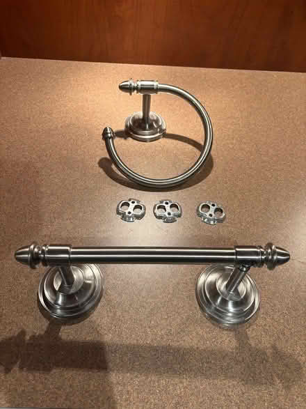 Photo of free Bathroom fixtures (Southwest Oakville) #1