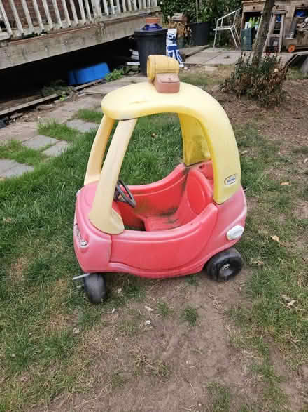 Photo of free Child's peddle car (Frodsham WA6) #3
