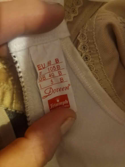 Photo of free 2 ladies bra (Hounslow TW3) #2