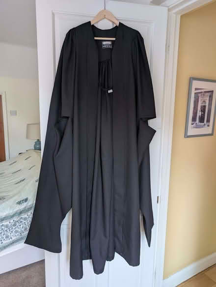 Photo of free Cambridge MA status gown (Oxford OX3) #1