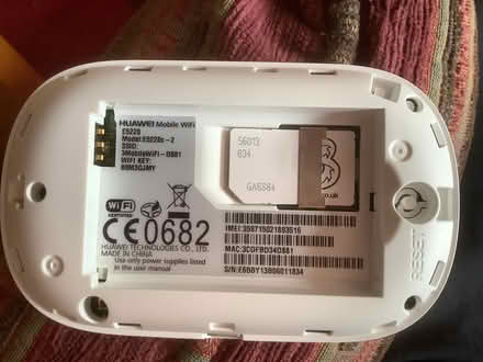 Photo of free Huawei mobile WiFi (Silverstone) #3