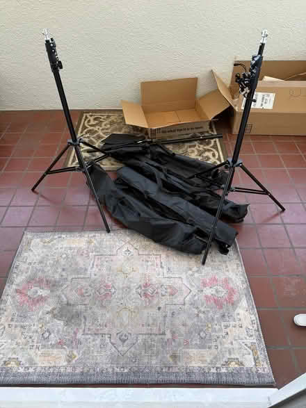 Photo of free three backdrop holders + (Oakland) #1