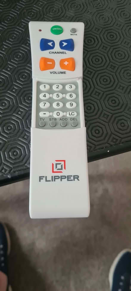 Photo of free Universal remote control (Richings Park SL3) #1