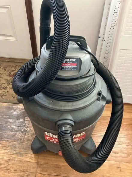 Photo of free Shop Vac (Bensenville) #1