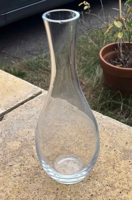 Photo of free Glass vase - 30 cm tall (Lemsford AL8) #1