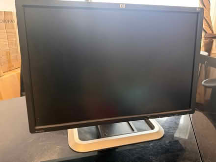 Photo of free HP Monitor (Mill Hill NW7) #1