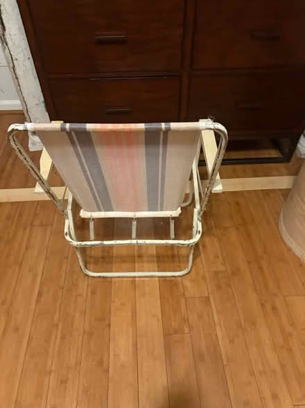Photo of free 19070s….ish beach chair (Woodstock) #3