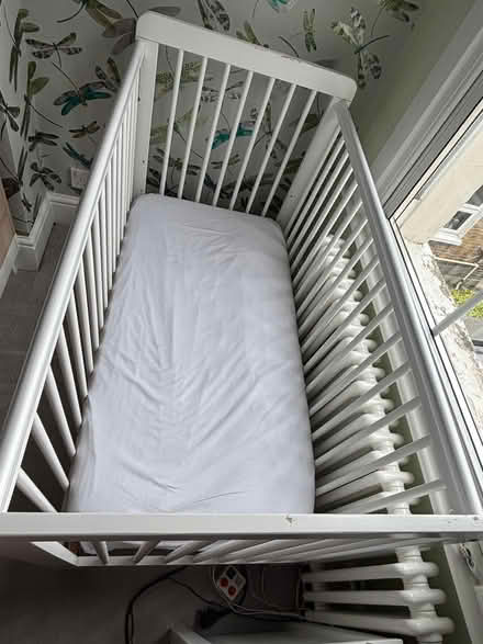 Photo of free White Wooden Cot (Balham SW12) #3