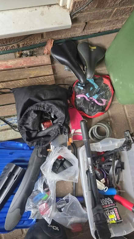 Photo of free A box of various biking bits (Luton, Wigmore, LU2) #1