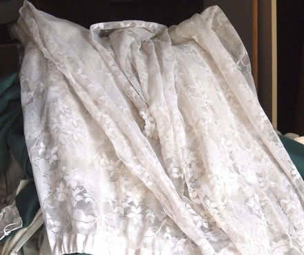 Photo of free net curtains (Oakwood LS8) #1