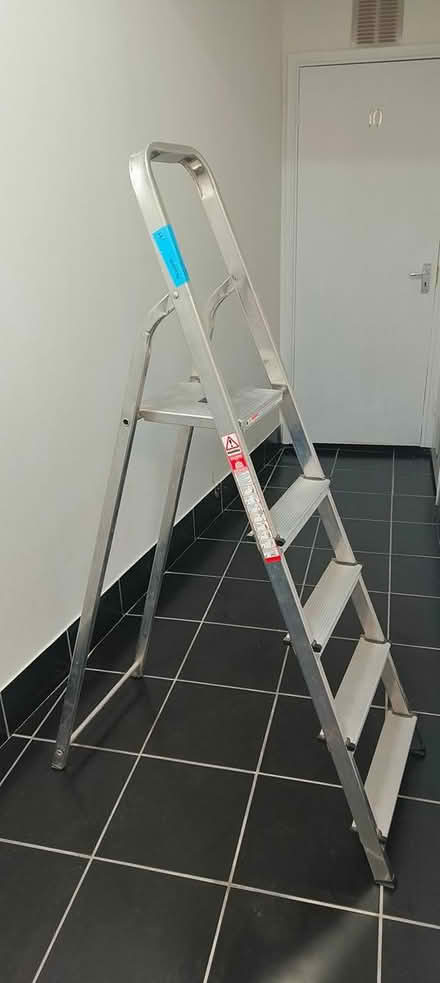 Photo of free 5-step ladder (Church Street NW8) #1