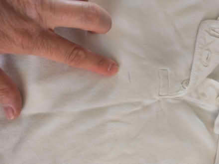 Photo of free White school polo shirts 5-7 (Dy11 5ee marlpool) #2