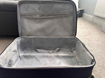 Photo of free Small travel case (Warfield, Bracknell, RG42) #4