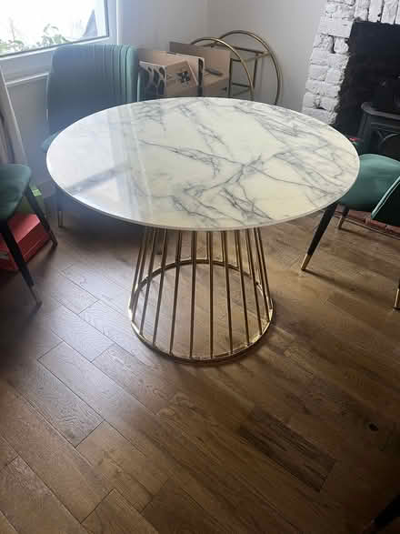 Photo of free Dining Table (DA12) #1