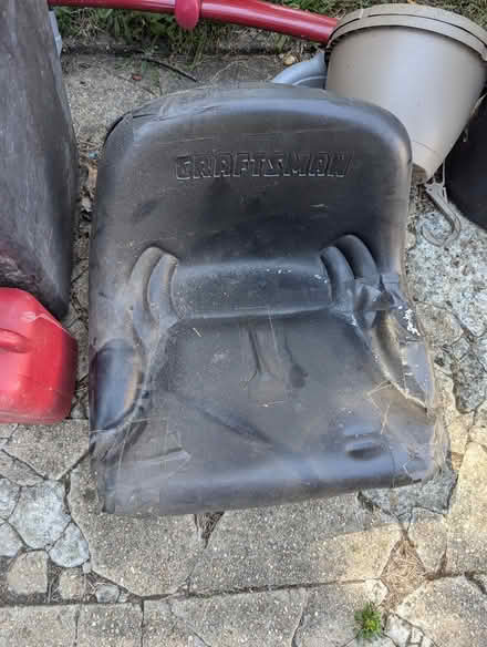 Photo of free Lots of free things (Gwynns Falls) #4