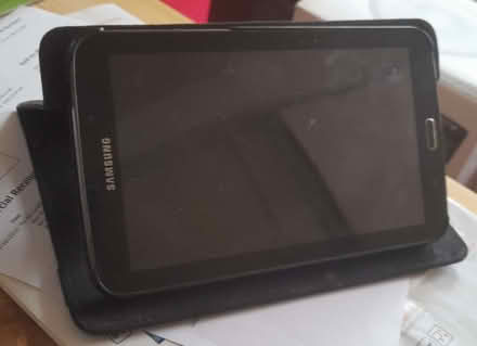 Photo of free 7 inch tablet case/stand and bluetooth keyboard (Central Blackburn BB1) #3