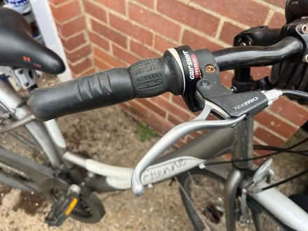 Photo of free Ladies bicycle 18 speed Shimano gears (Northcourt OX14) #4